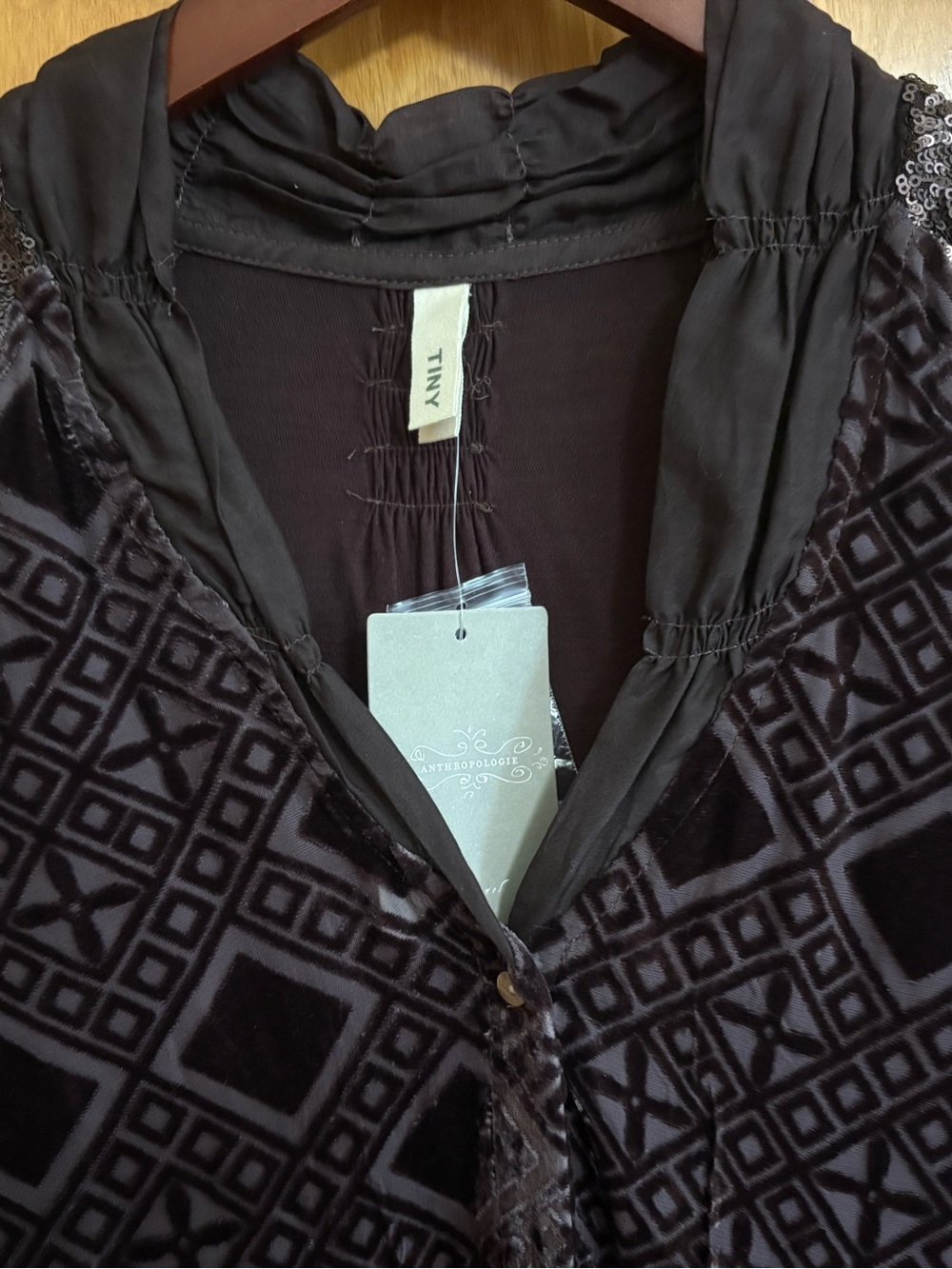 NWT Anthropologie Chocolate Velvet Sequin Button Down Top (Size Sm. Retail: $98) - Picture 4 of 8